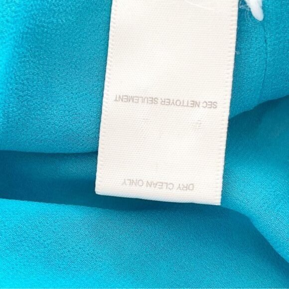 Rebecca Taylor 100% Silk Floral Ruffle V Neckline top Size 6 - Picture 6 of 6